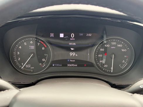 Used 2025 Cadillac XT6 Sport w/ Technology Package AWD/4WD image 16