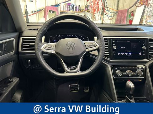 Used 2022 Volkswagen Atlas SEL R-Line AWD/4WD image 19
