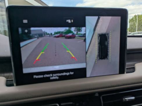 Used 2023 Lincoln Aviator Reserve w/ Equipment Group 201A image 19