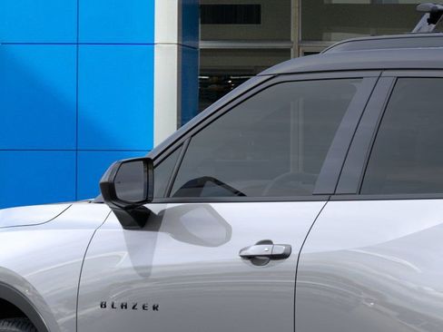 New 2026 Chevrolet Blazer LT w/ Midnight/Sport Edition image 12