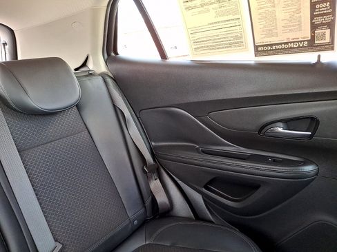 Used 2019 Buick Encore Preferred FWD image 29