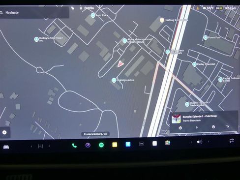 Used 2021 Tesla Model S Plaid image 10