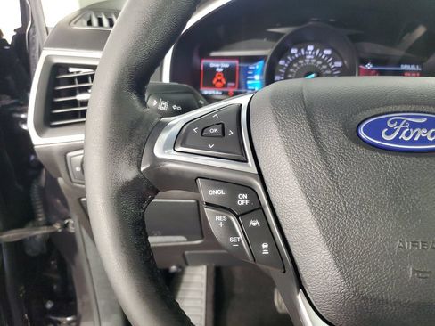 Used 2019 Ford Edge SEL w/ Equipment Group 201A FWD image 25