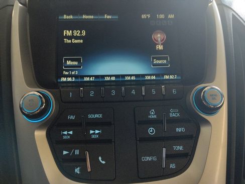 Used 2017 Chevrolet Equinox LS FWD image 25