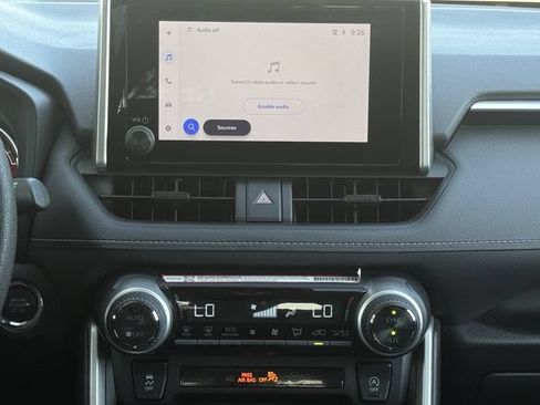 Used 2025 Toyota RAV4 XLE FWD image 17