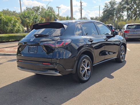 Used 2023 Honda HR-V EX-L image 8