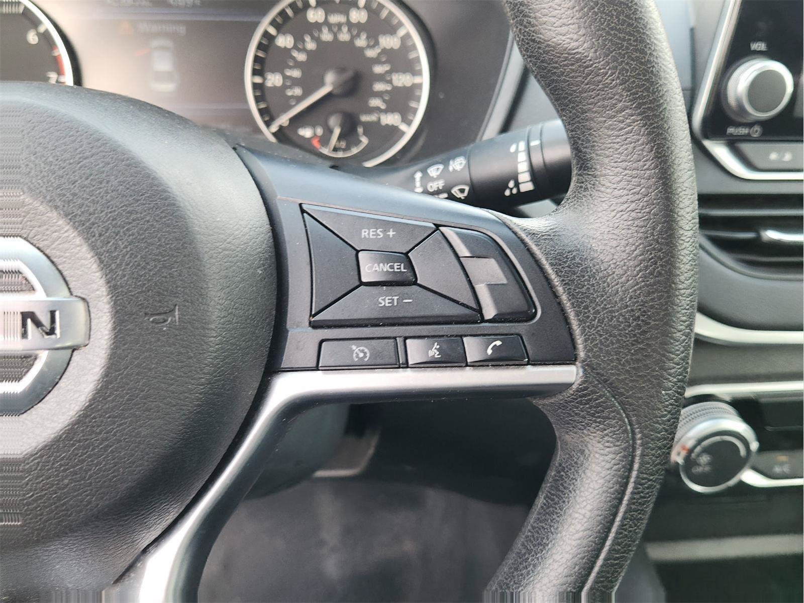 Used 2022 Nissan Altima 2.5 SV FWD image 27