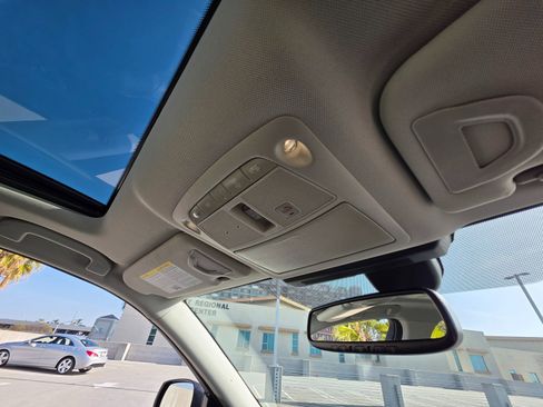 Used 2018 INFINITI Q50 Sport image 11