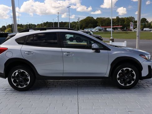 Used 2023 Subaru Crosstrek 2.0i Premium image 6