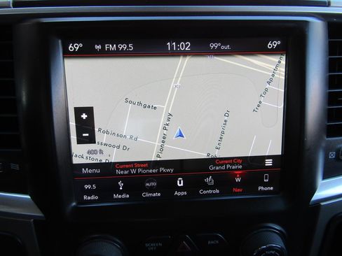 Used 2018 RAM 3500 Lone Star image 17