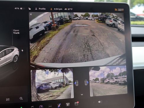 Used 2023 Tesla Model 3 Standard Range RWD image 40