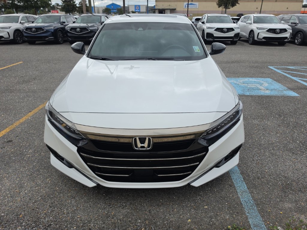 Used 2022 Honda Accord Sport image 2