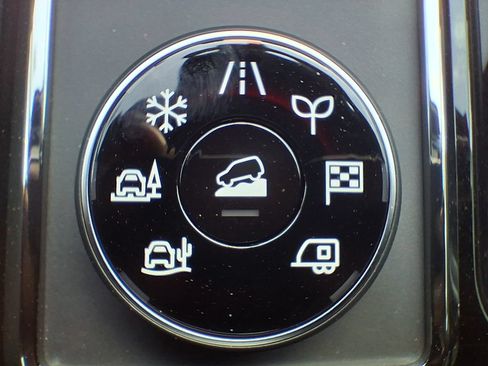 New 2026 Nissan Pathfinder Rock Creek AWD/4WD image 30