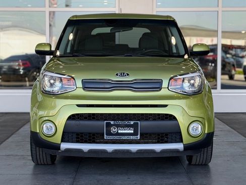 Used 2019 Kia Soul + image 4