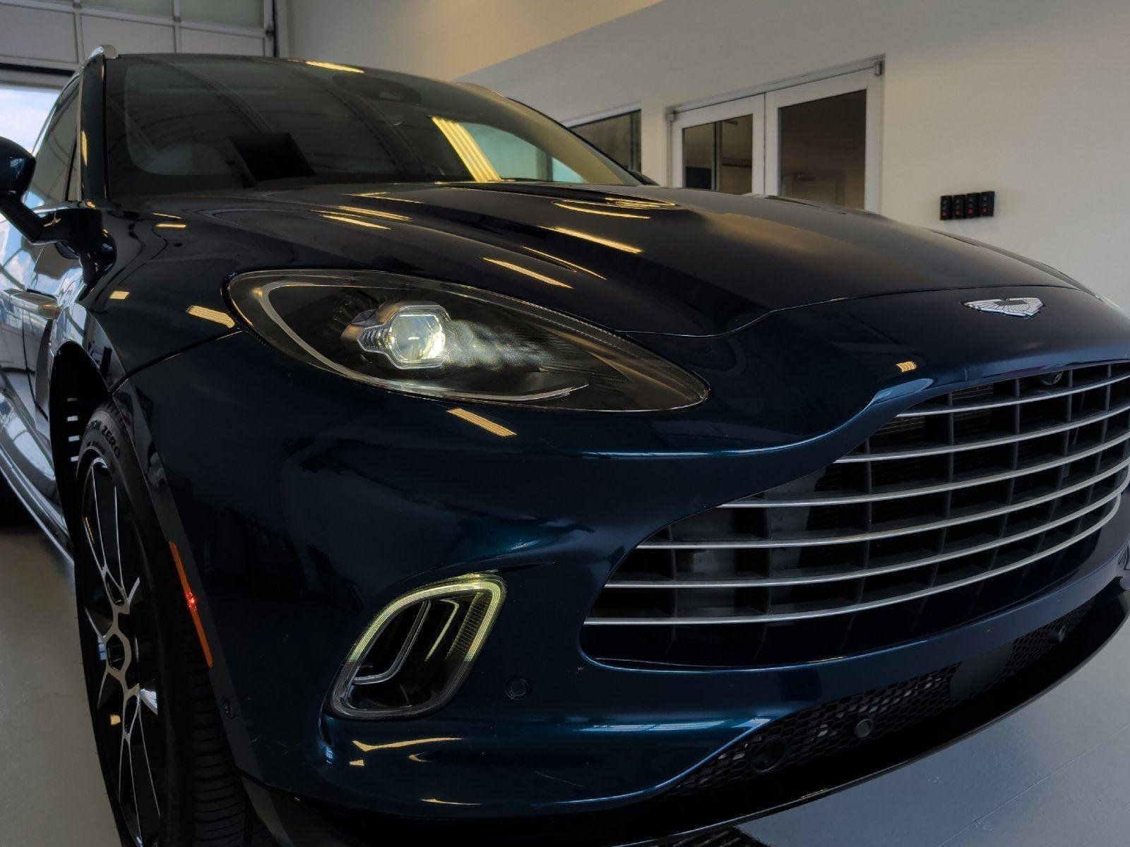 Used 2021 Aston Martin DBX AWD/4WD image 11