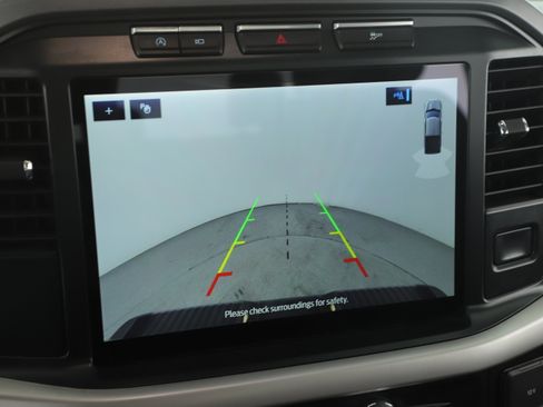 Certified 2022 Ford F150 XLT w/ Equipment Group 302A High image 16