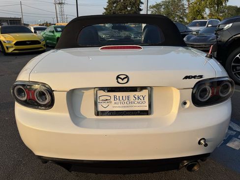 Used 2014 MAZDA MX-5 Miata Club RWD image 14