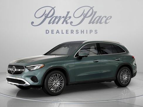 Certified 2026 Mercedes-Benz GLC 300 image 2