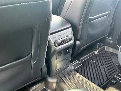 Used 2025 Ford Explorer ST AWD/4WD image 10