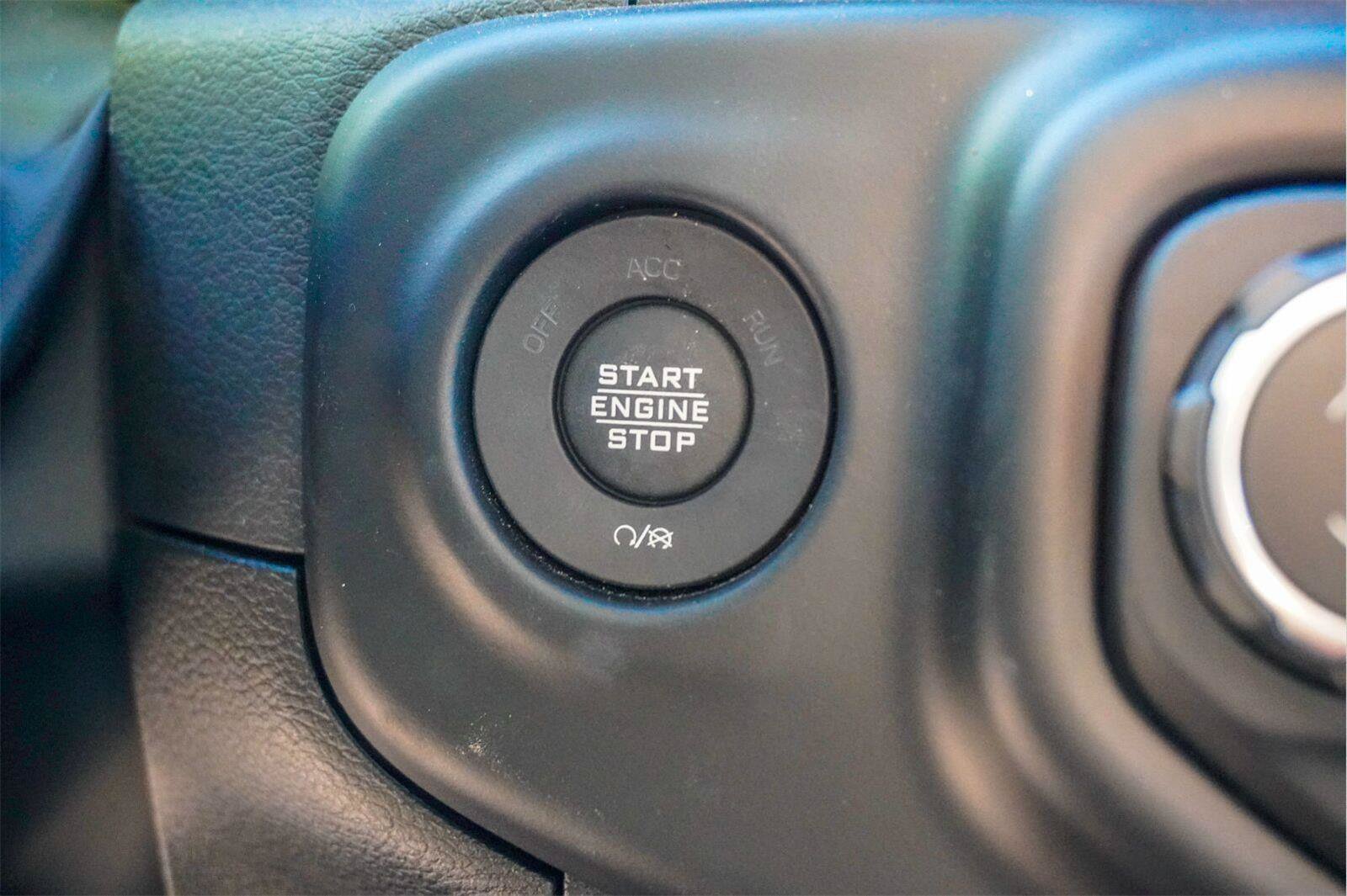 Used 2023 Jeep Wrangler Unlimited Rubicon 392 w/ Xtreme Recon 35" Tire Package AWD/4WD image 25