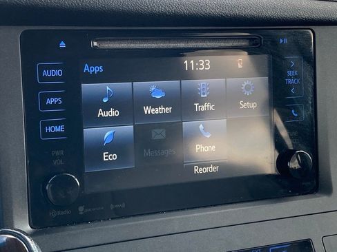 Used 2016 Toyota Sienna XLE image 23