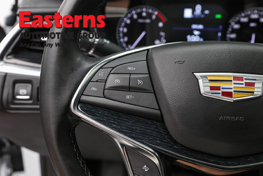 Used 2025 Cadillac XT5 Premium Luxury FWD image 16