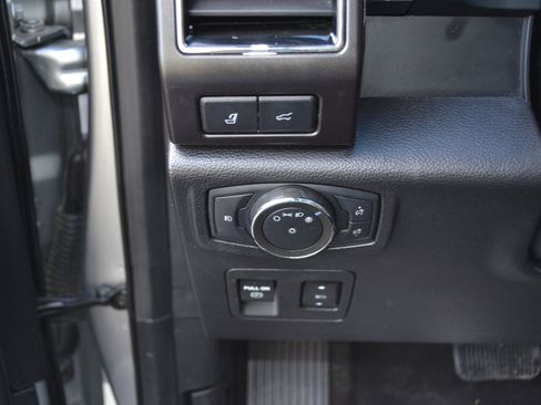 Used 2020 Ford Expedition Limited w/ Equipment Group 303A image 14