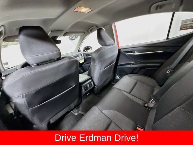 Used 2026 Toyota Camry LE w/ Convenience Package FWD image 9