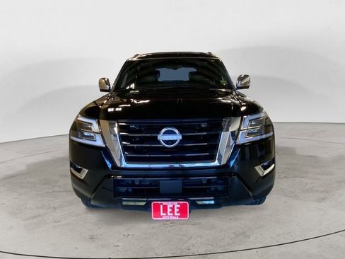 Used 2022 Nissan Armada Platinum w/ Captain's Chairs Package image 9