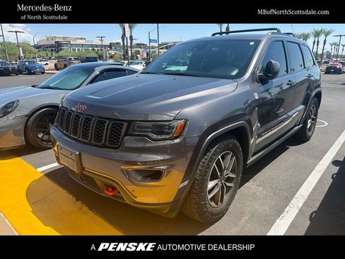 Used 2021 Jeep Grand Cherokee Trailhawk w/ Trailhawk Luxury Group AWD/4WD image 1