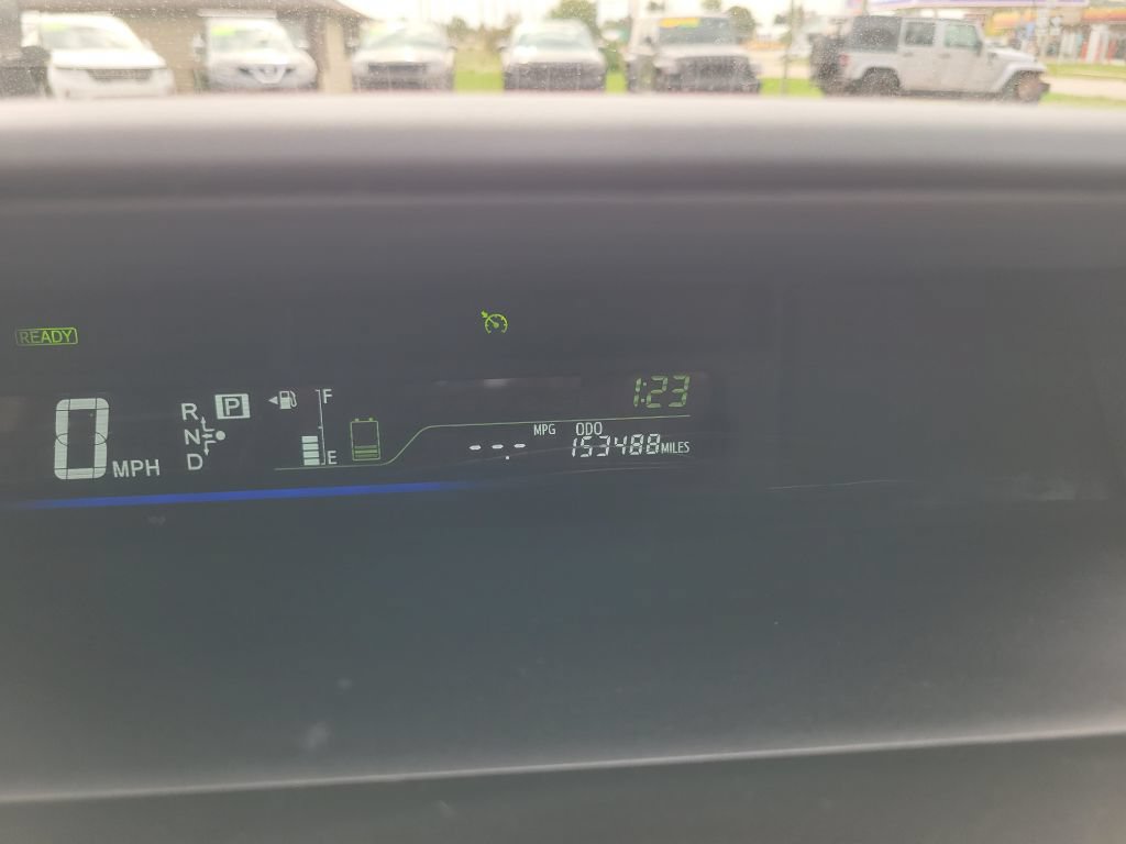 Used 2013 Toyota Prius V Five FWD image 35