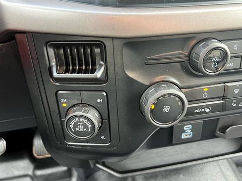 Used 2024 Ford F150 XL w/ Equipment Group 103A High image 29