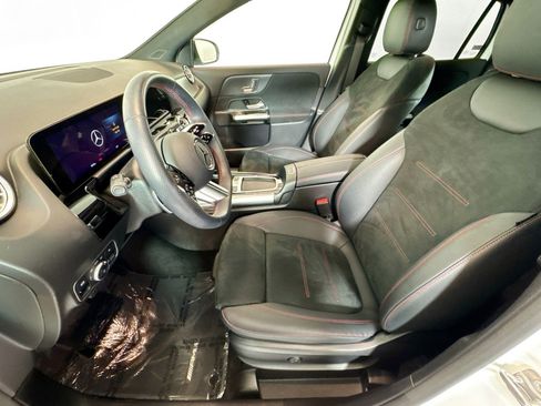 Certified 2025 Mercedes-Benz GLA 250 4MATIC image 19