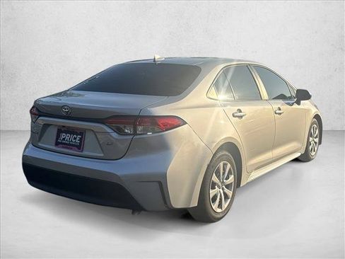 Used 2023 Toyota Corolla LE FWD image 9