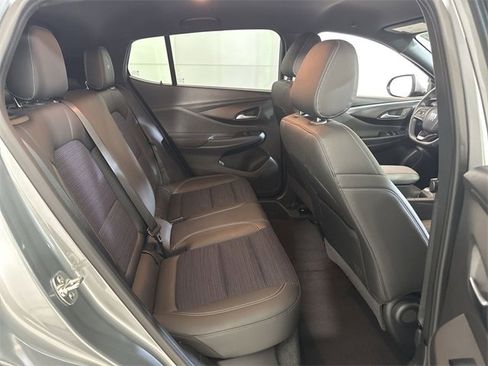 Used 2024 Buick Envista Preferred w/ Convenience I Package image 31