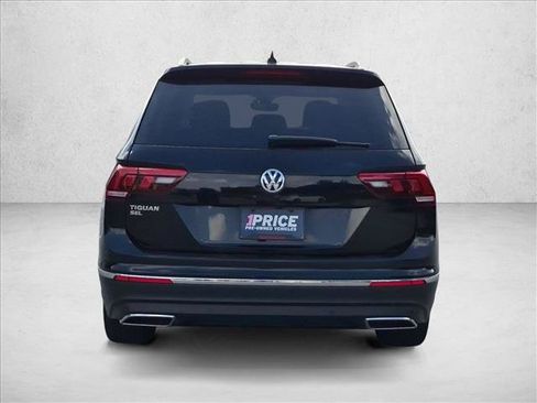 Used 2021 Volkswagen Tiguan SEL FWD image 5