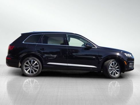 Used 2017 Audi Q7 3.0T Premium Plus w/ Premium Plus Package AWD/4WD image 4