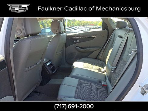 Used 2014 Chevrolet Impala LT w/ Convenience Package image 10