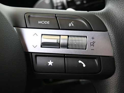 New 2026 Hyundai Tucson Blue SE image 25