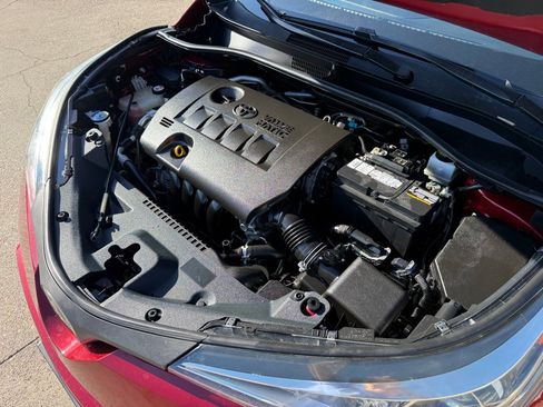 Used 2018 Toyota C-HR XLE FWD image 32