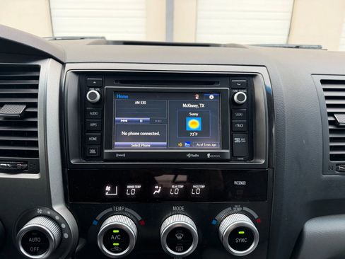 Used 2016 Toyota Sequoia Limited image 35