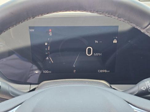 Used 2025 Buick Envista Sport Touring FWD image 57