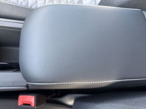 New 2026 Volkswagen Tiguan S image 33