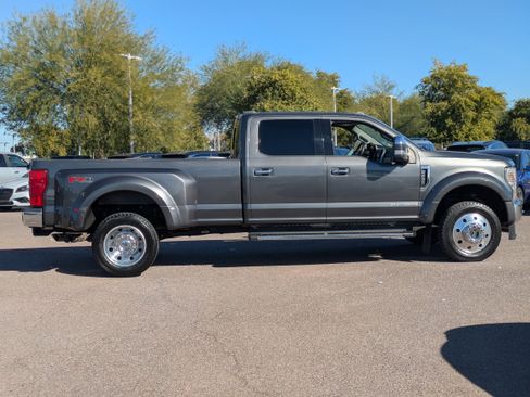 Used 2020 Ford F450 Lariat w/ Lariat Ultimate Package image 2