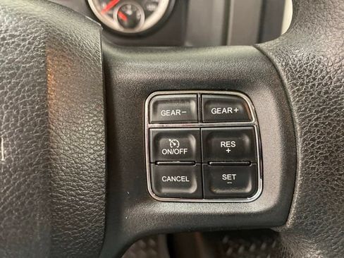 Used 2016 RAM 1500 Classic SLT AWD/4WD image 18