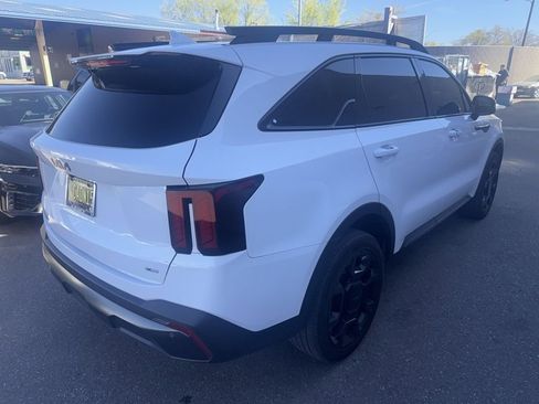 Used 2025 Kia Sorento X-Line EX image 4