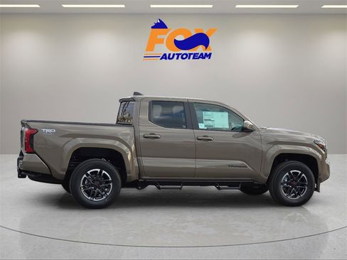 New 2026 Toyota Tacoma TRD Sport image 6