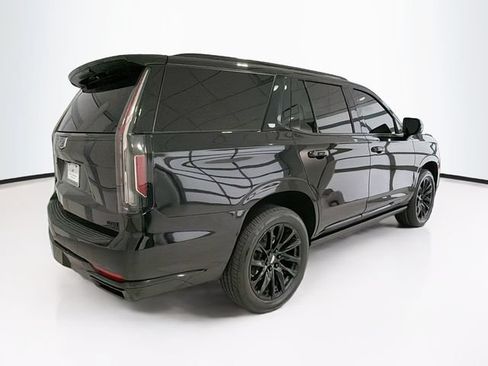 Certified 2023 Cadillac Escalade Sport w/ LPO, ONYX Package AWD/4WD image 7