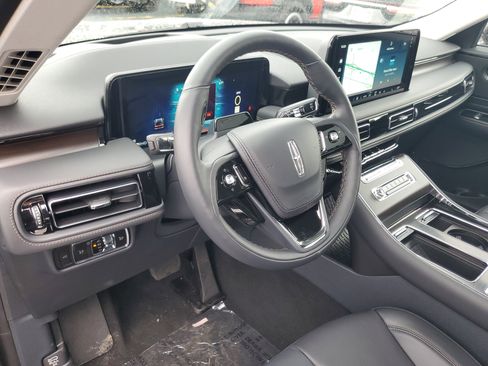 New 2026 Lincoln Aviator Reserve image 12
