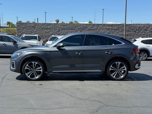 Used 2021 Audi Q5 Prestige w/ Prestige Package image 10